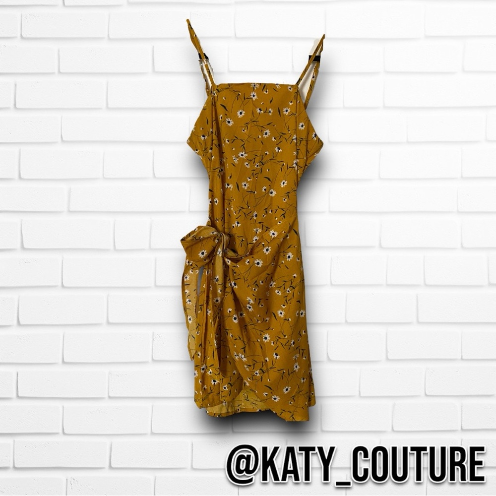 SHEIN FLORAL MUSTARD YELLOW DRESS, WOMENS S, NWOT.